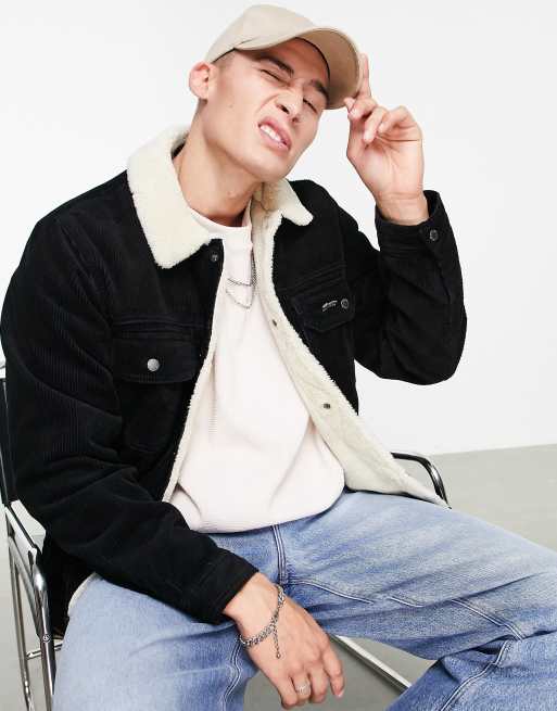 Pull&Bear - Giacca nera con fodera in sherpa