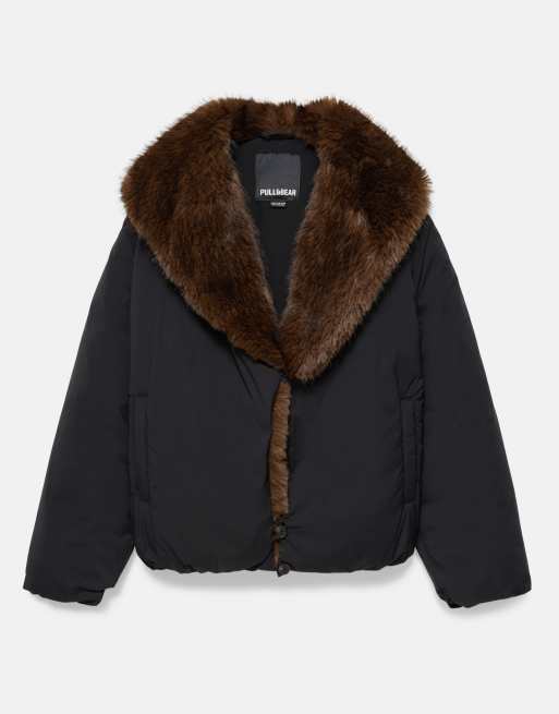 Pull&Bear giacca trapuntata con collo in pelliccia sintetica nera, 5 di 7