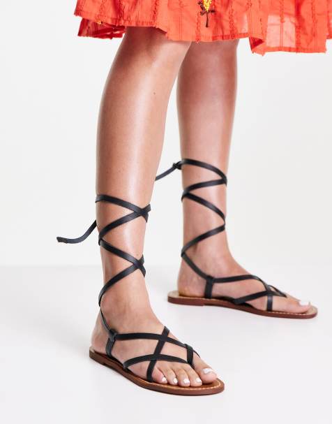 Pull&bear gladiator sandals in black - view 1