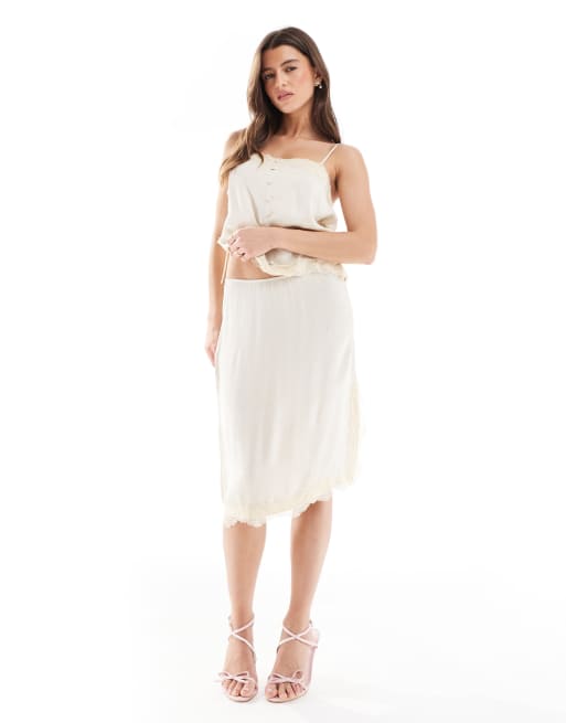 Pull&Bear - Gonna color vaniglia con finiture in pizzo in coordinato
