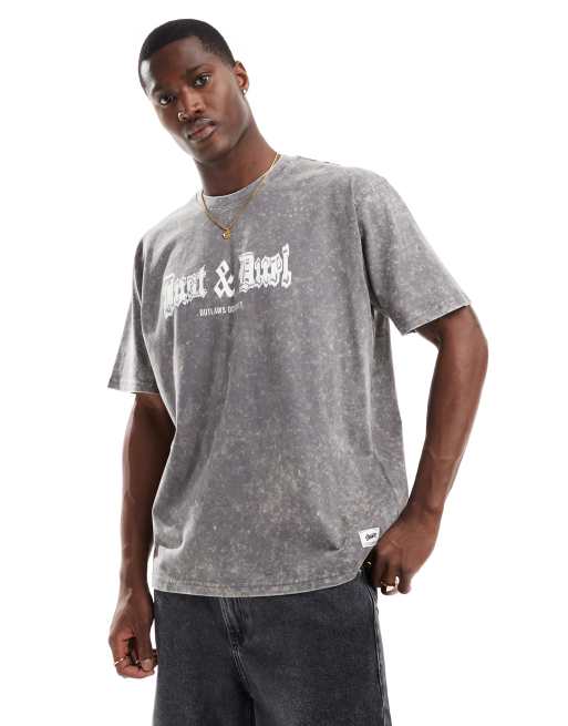 Pull&Bear – Grå, boxig t-shirt med gotiskt tryck