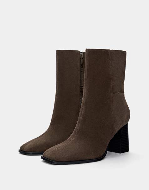 Pull&Bear – Gråbruna ankelboots i läder med hög klack - view 1