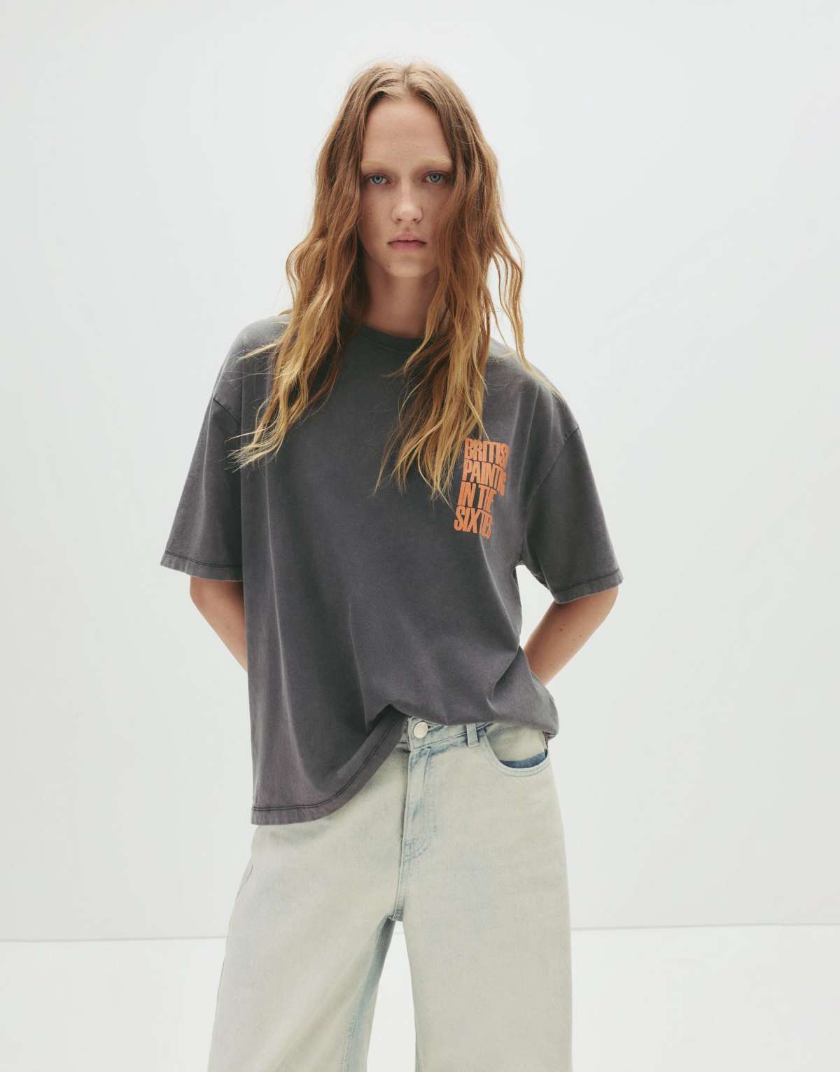 Pull&Bear Grey tate gallery t-shirt in grey