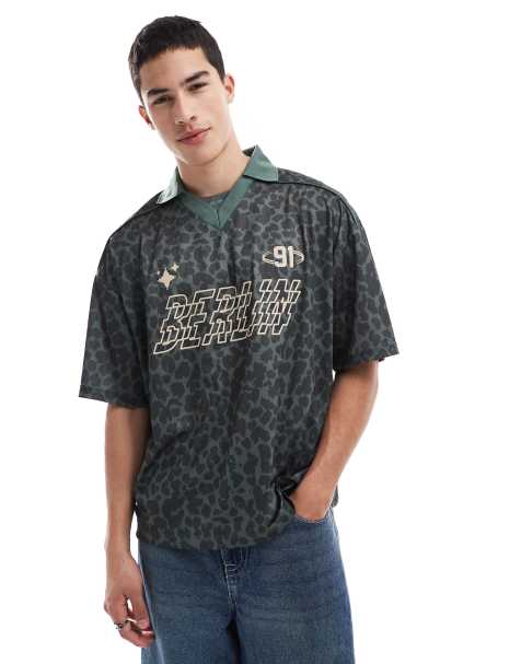 Pull&Bear - Grøn fodbold-polo med leopardprint - view 1