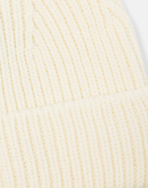Pull&Bear grovstickad mössa i benvit, 4 av 5