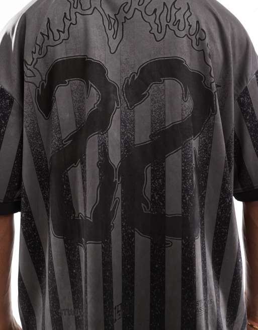 Pull&Bear grunge soccer polo shirt in black