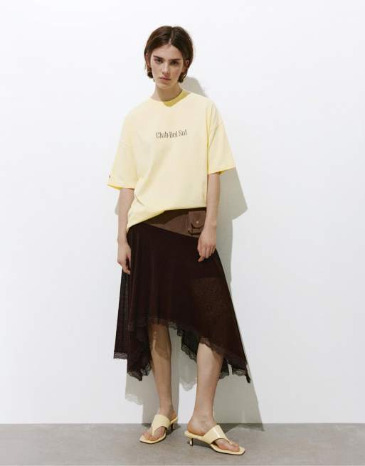 Pull&Bear - Gul oversized T-shirt med grafik, 3 af 4