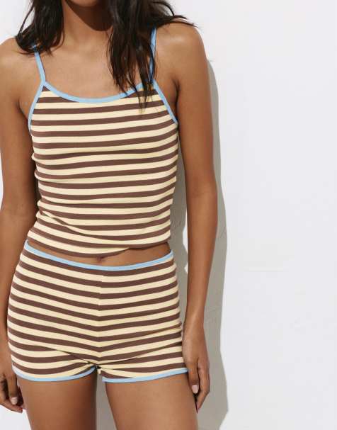 Pull&Bear – Gula, ribbade shorts med ränder - view 1