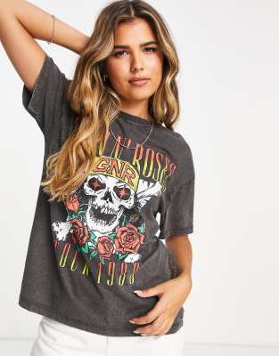 Pull & Bear Guns N' Roses Oversized Band T-shirt In Black In Black