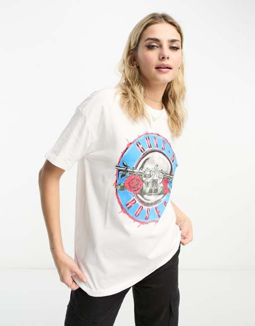 Pull&Bear 'guns n t-shirt in cream | ASOS