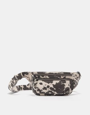 Pull & Bear - Gürteltasche in Braun mit Kuhprint-Brown