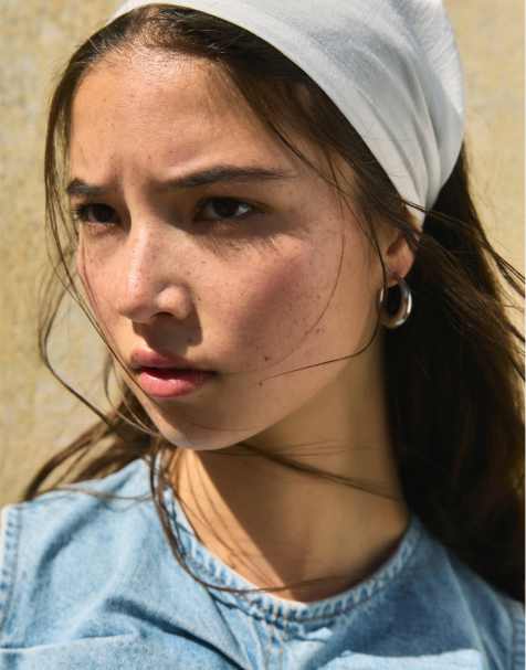 Pull&Bear – Halstuch in Weiß - view 1