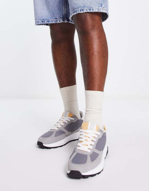 Pull&Bear - Hardloopschoenen met dikke zool in grijs