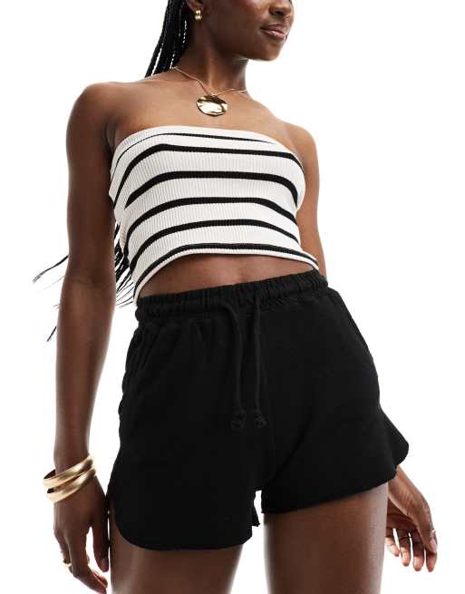 Pull&Bear - Hardloopshort met trekkoord in de taille in zwart