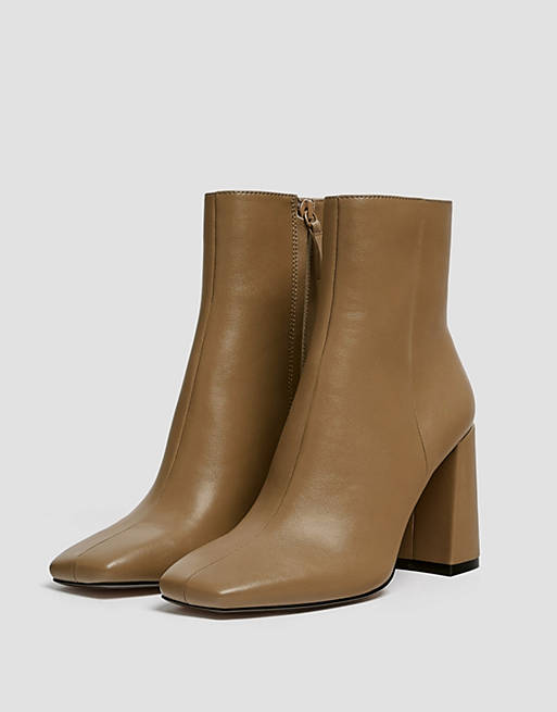 Women Boots/Pull&Bear heeled ankle boot in brown 