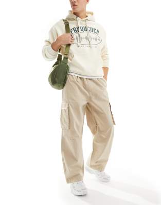 herringbone cargo pants in beige-Neutral