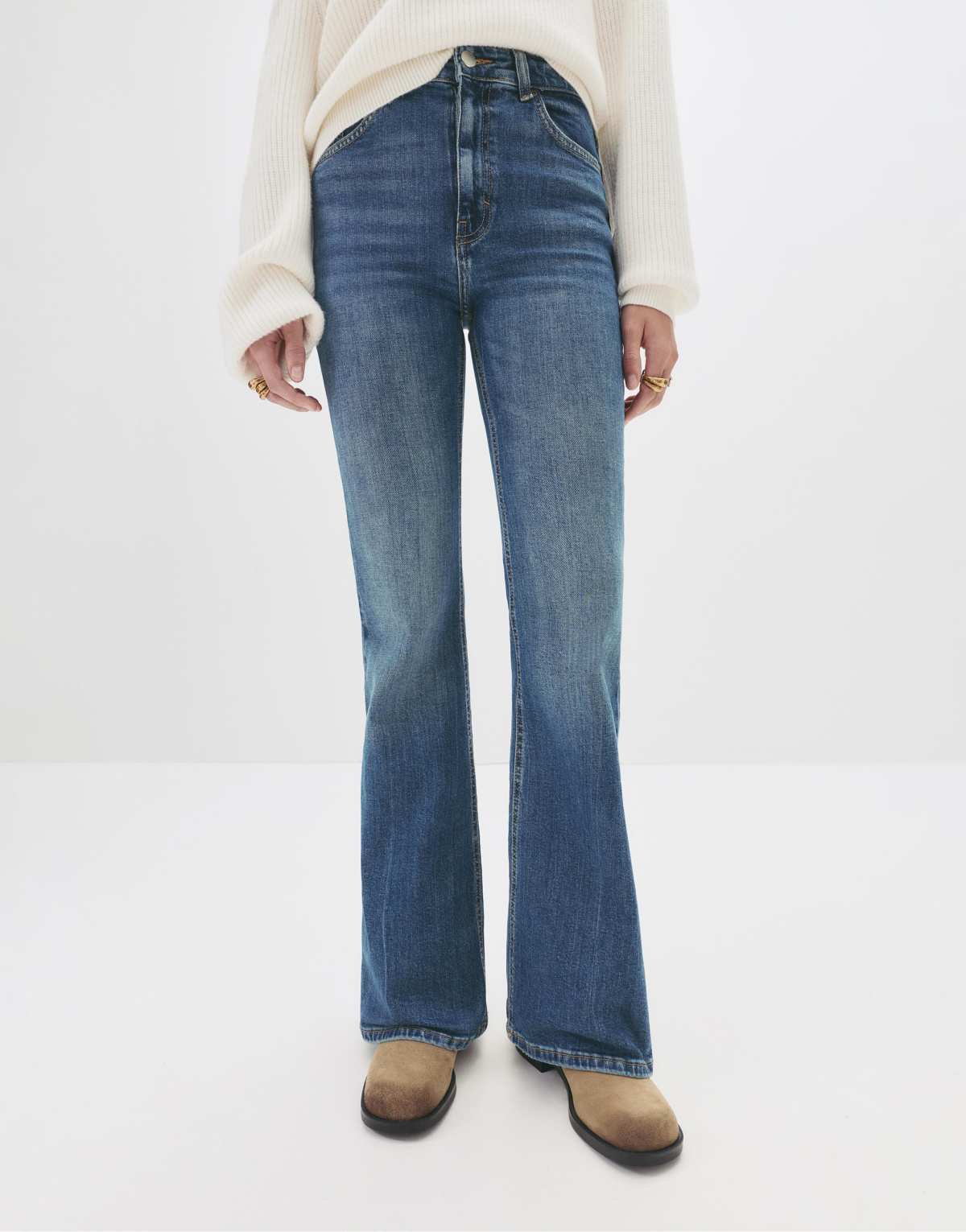 Pull&Bear High-rise flared jeans in dark blue