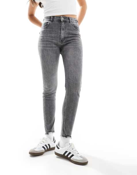 Pull&Bear high rise skinny jeans in grey - view 1