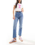 [Pull & Bear] Pull & Bear high rise straight leg comfort jeans in medium blue 8 Mid blue