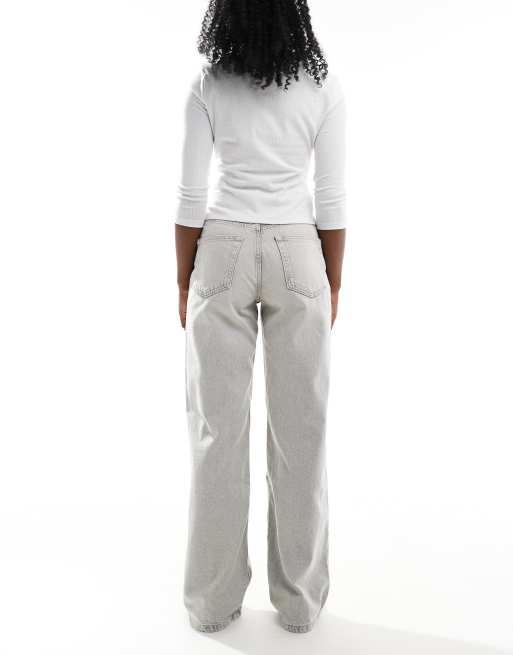 Pull&Bear high rise wide leg jeans in washed light grey, 2 of 5