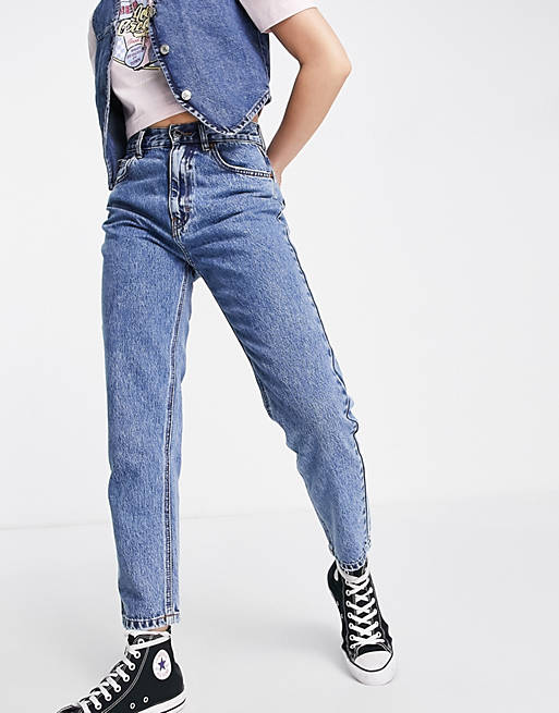 Jeans Pull&Bear high waist mom jean in medium blue 