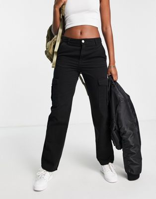 Pull&Bear high waist straight leg cargo pants in black | ASOS