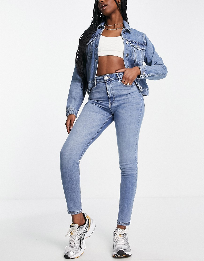 Pull & Bear high waisted skinny contour jeans in mid blue