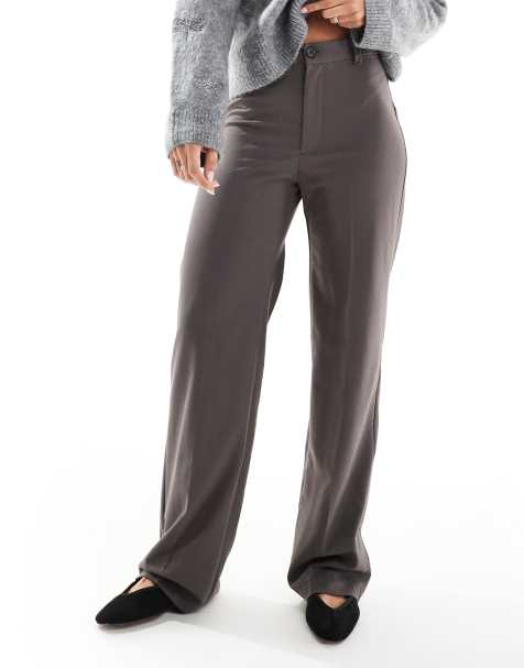 Pull&Bear high waisted tailored trouser in brown - view 1