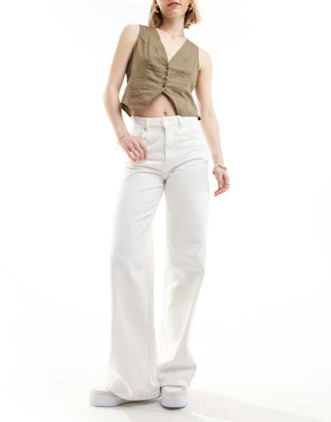 Pull&Bear high waisted wide leg jeans in white - view 1