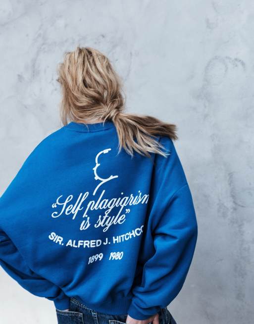 Pull&Bear Hitchcock graphic oversize sweatshirt in deep blue, 4 of 7