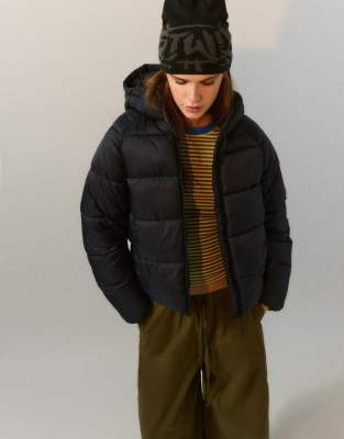Black Puffer 4