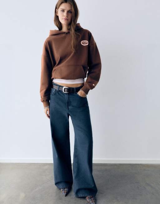 Pull&Bear Hoodie mit Grafikprint in Braun, 4 von 7