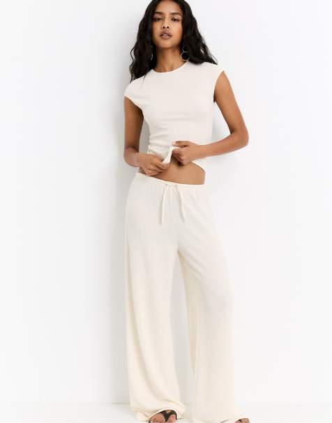 Pull&Bear – Hose aus Kreppstoff in Beige mit weitem Beinschnitt - view 1