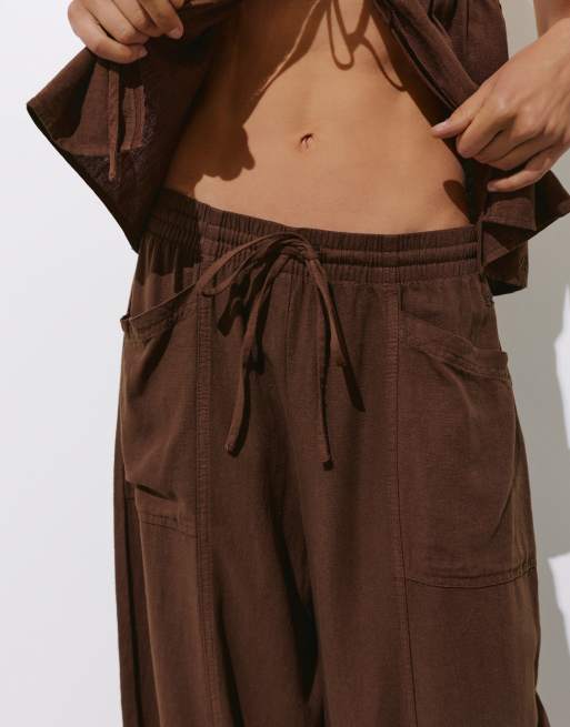 Pull&Bear – Hose aus Leinenmix in Schokobraun, 3 von 4