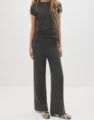 Pull & Bear - Hose aus Strickstoff in Dunkelgrau mit weitem Bein