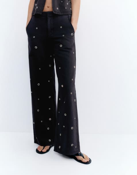 Pull&Bear – Hose in Schwarz mit geradem Bein und Ösendetails - view 1