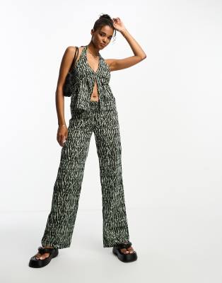 Pull & Bear - Hose mit Animalprint, Kombiteil-Bunt