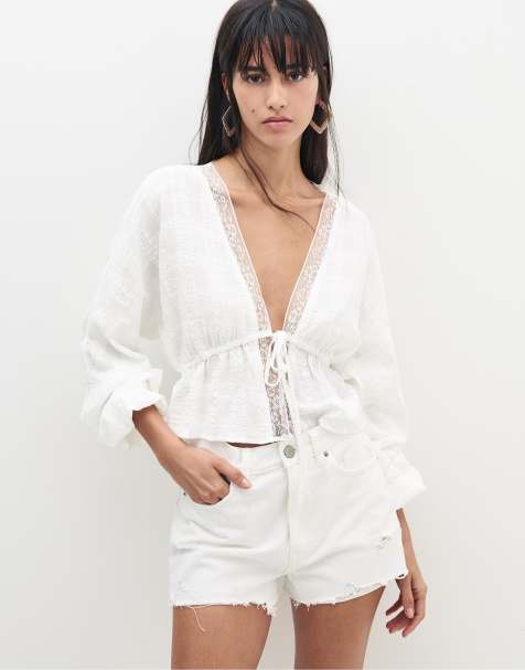 Pull&Bear - Hvid bluse med sløjfedetalje i blondestof - view 1
