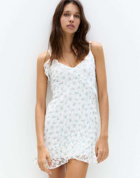 Pull&Bear - Hvid minikjole med flæser og blomstermønster i blondestof - view 1