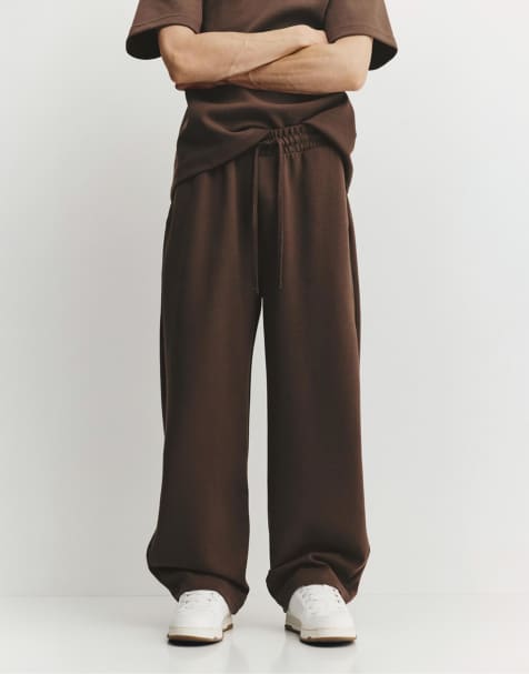 Pull&Bear Interlock balloon tracksuit bottoms in pale brown - view 1