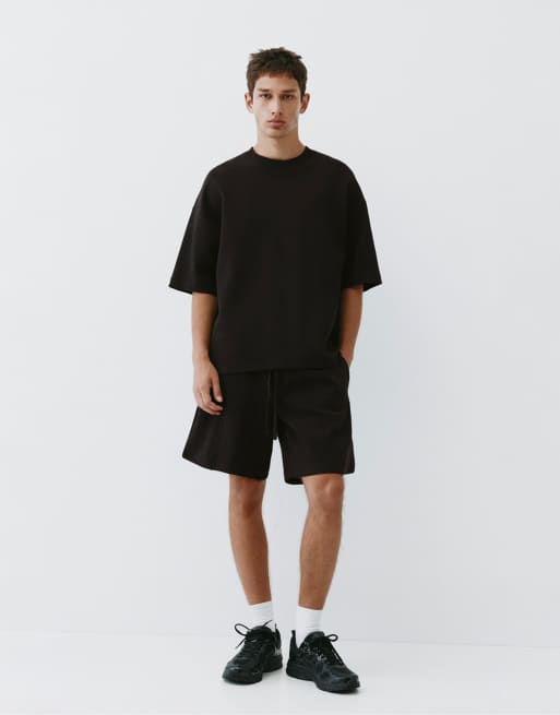Pull&Bear Interlock short sleeve heavweight t-shirt in black, 4 of 7