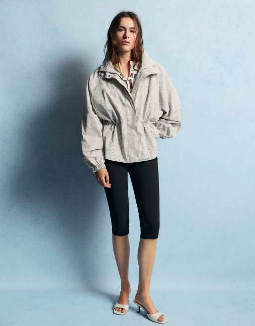 Pull&Bear jack met hoge hals en plooien in beige, 4 van 7