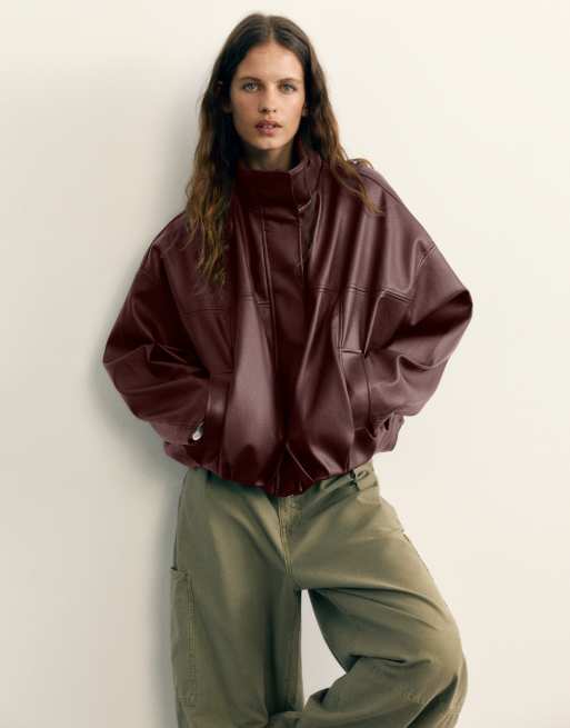 Pull&Bear jack met leerlook en ballonvorm met opstaande boord in chocoladebruin, 2 van 7