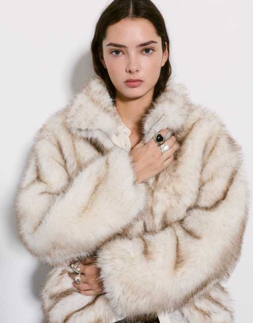 Pull&Bear - Jack van imitatiebont met rits in beige