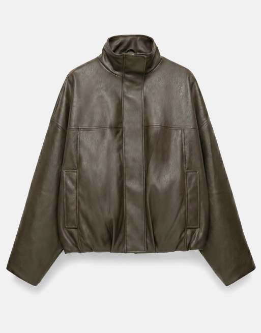 Pull&Bear jacka i lädereffekt med ballongärm i khaki, 6 av 7