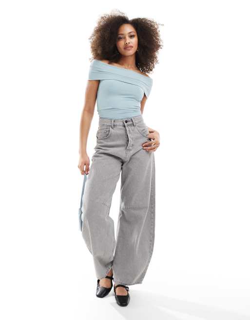 Pull&Bear – Jasnoniebieski przylegający top z dekoltem bardot z poliamidu, 4 z 4