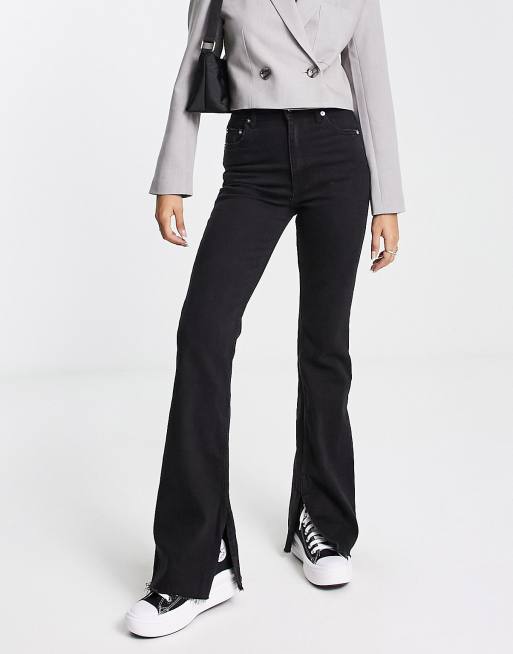 Pull&Bear - Jean évasé à taille haute et ourlet fendu - Noir