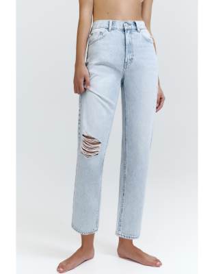 Pull & Bear - Jean mom déchiré - Bleu ciel 18