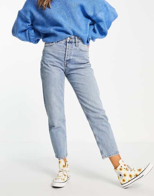Pull&Bear - Jean mom taille haute à boutonnière dissimulée - Bleu délavé