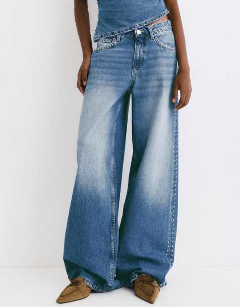 Pull&Bear - Jeans a fondo ampio color blu medio con borchie - view 1